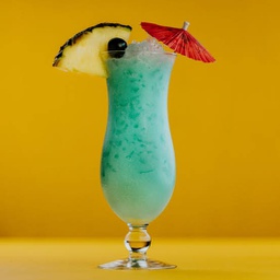 Blue Hawaii ( blue Croissant - 7up - pineapple )