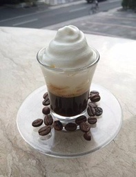 Conbana (Espresso + Cream)